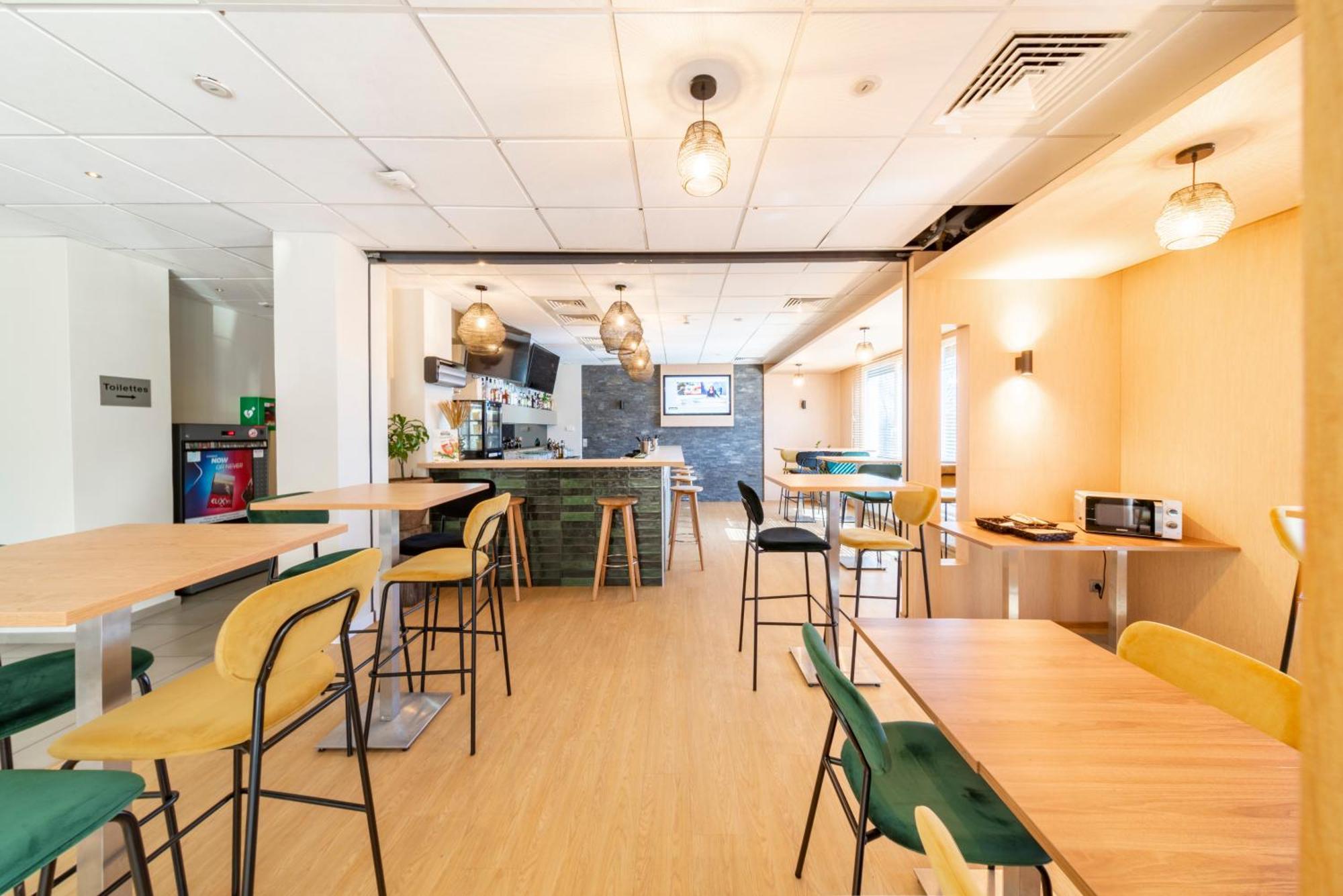 Mandarina Hotel Luxembourg Airport Niederanven Zewnętrze zdjęcie